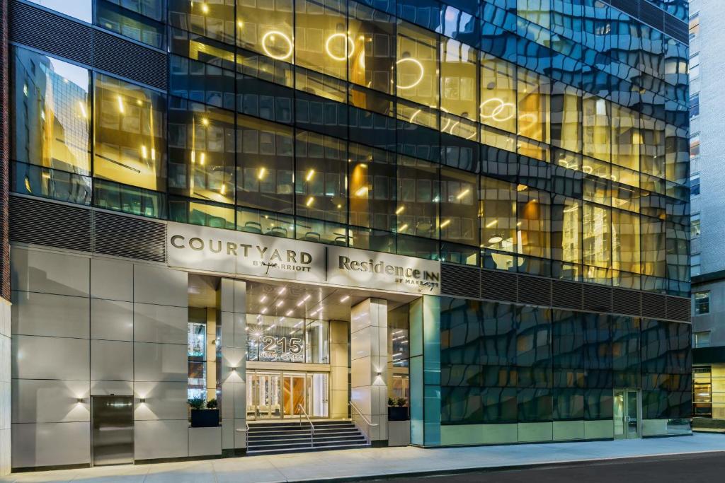 a view of the front of a building at Residence Inn New York Downtown Manhattan/Financial District in New York