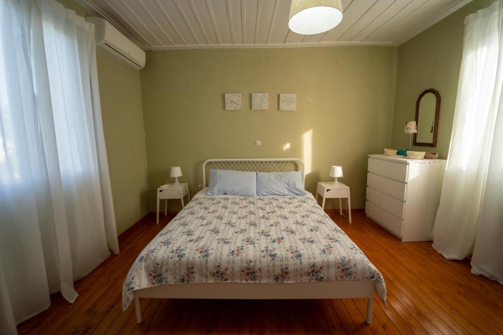 Postel nebo postele na pokoji v ubytování Lazarus Private House