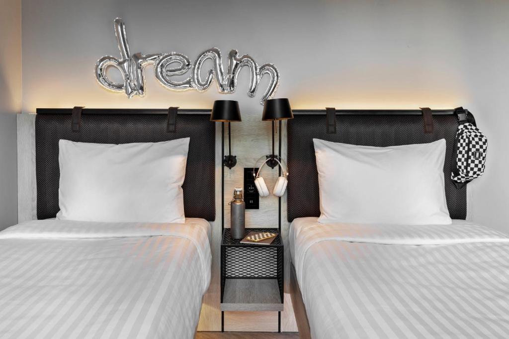 Moxy Lille City - Moxy Sleeper Twin, Gästezimmer, 2 Einzelbett(en)
