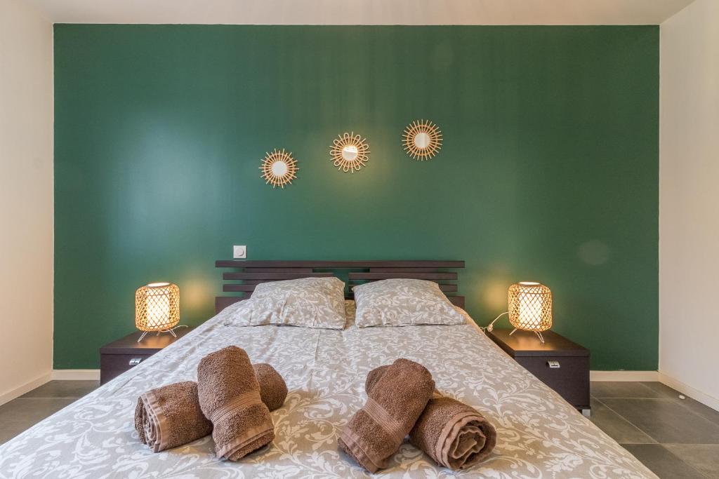 Les Villas de Castel - Villa Les Chênes - Дом с четырьмя спальнями