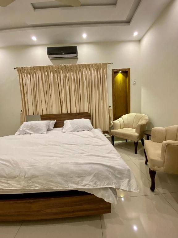 Luxury Guest House in Bahria Town - Economy Tweepersoonskamer