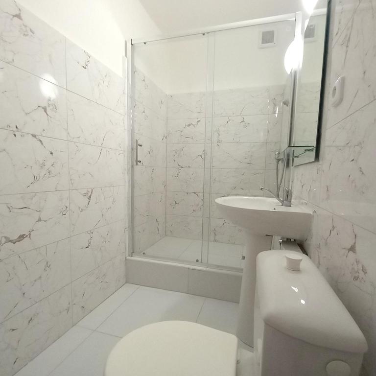 Penzion Diana Máchovo jezero - Double Room With Private Bathroom