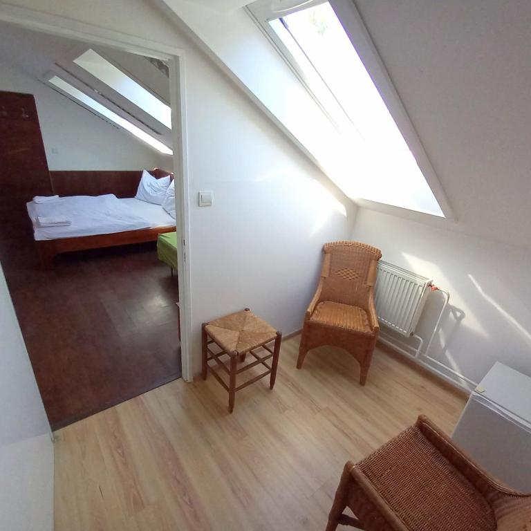 Penzion Diana Máchovo jezero - Triple Room With Bathroom