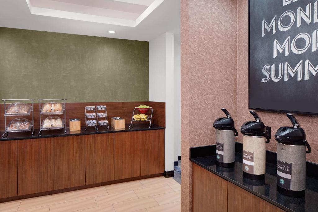رزرو هتل و هاستل، Fairfield Inn & Suites New York Manhattan/Downtown East, رزرو هتل و هتل آپارتمان