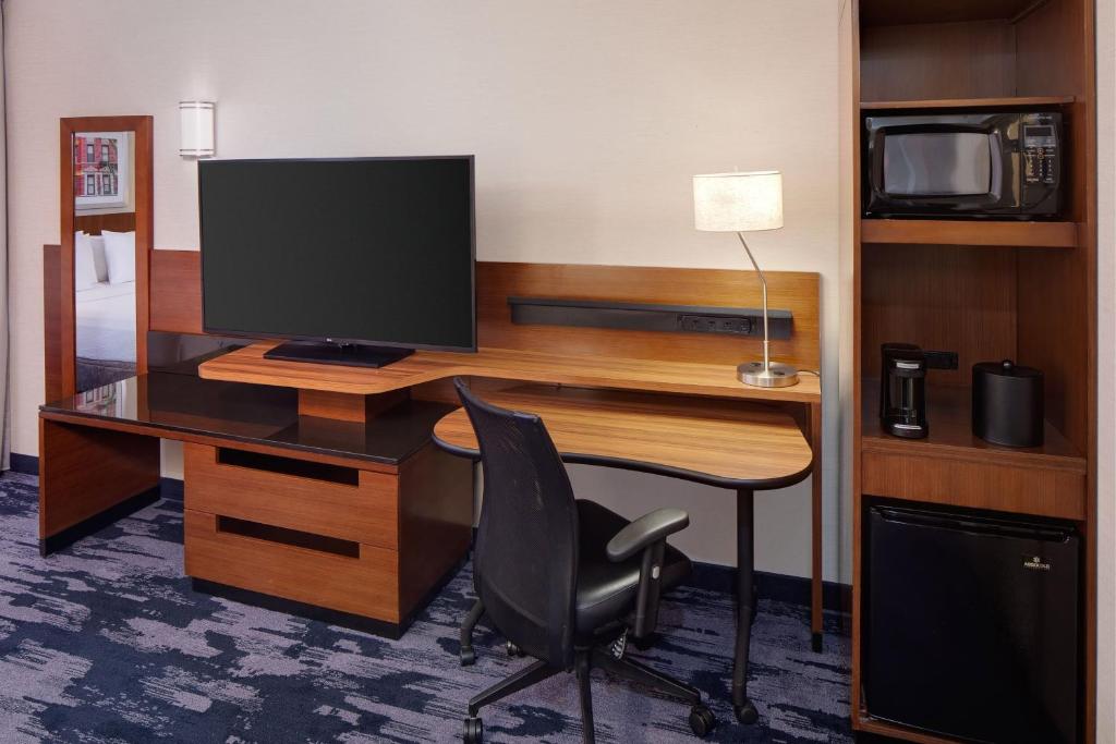 Fairfield Inn & Suites New York Manhattan/Downtown East - Queen Room With Two Queen Beds