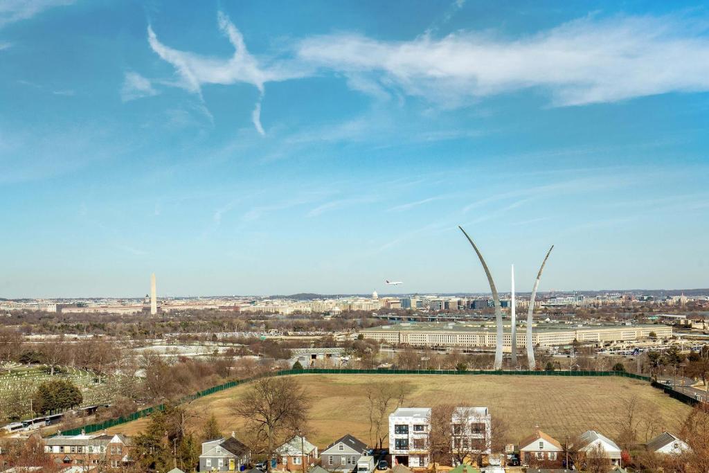 Sheraton Pentagon City - Habitación De Huéspedes, 2 Doble, Washington DC View, City View, Main