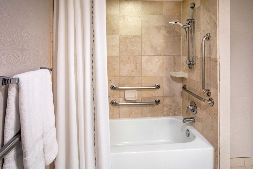 Sheraton Pentagon City - 