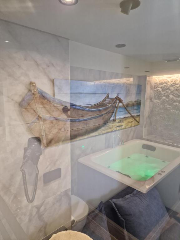 Fotografie z fotogalerie ubytování Black Rocks Luxury Seafront Beach Suite v destinaci Agios Gordios