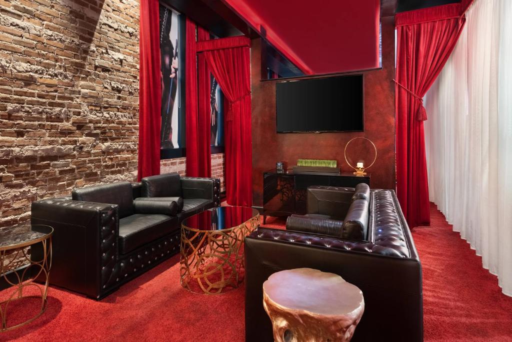 The Saint Hotel, New Orleans, French Quarter, Autograph Collection - 