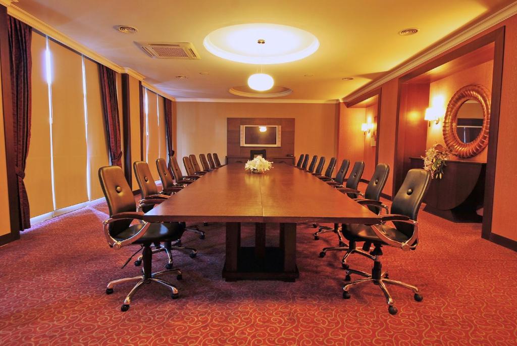 Konferenční prostory v ubytování Grand Pasa Hotel