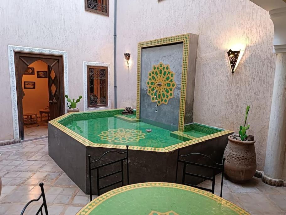 RIAD DAR NAAI Privatif 3 Chambres 6 Personnes Place Jemma El Fna