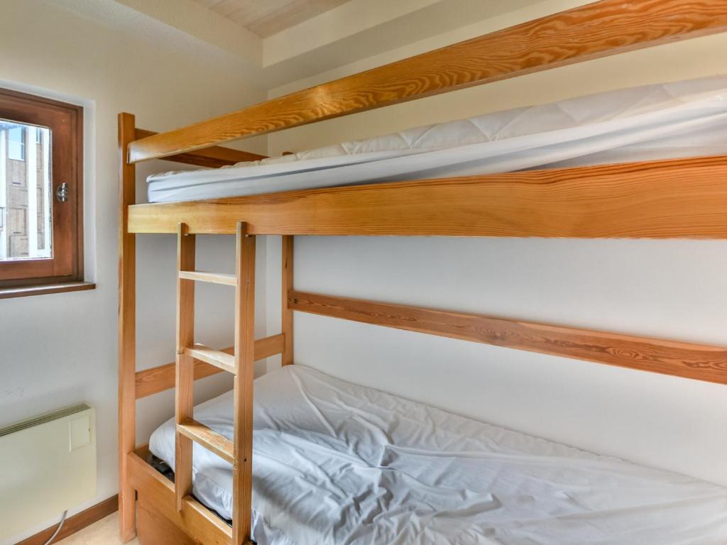 Łóżko lub łóżka w pokoju w obiekcie Appartement T2+Cabine 6 Pers, Proche Pistes de La Turche aux Gets - FR-1-685-32