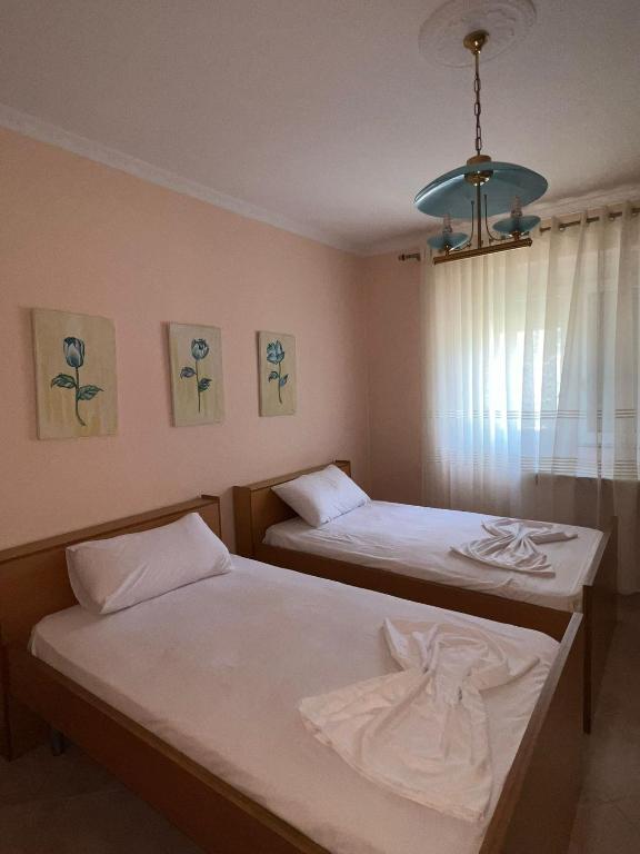 Flo Lungomare Apartment - Imazhi 6