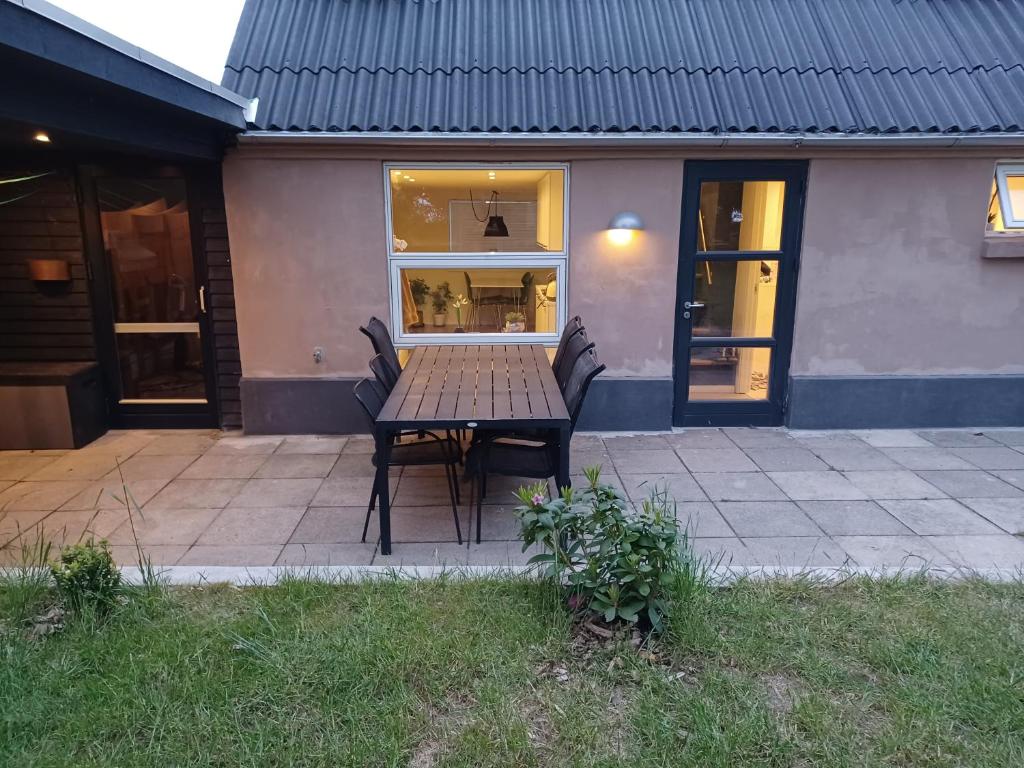 Hoone, kus puhkemaja asub