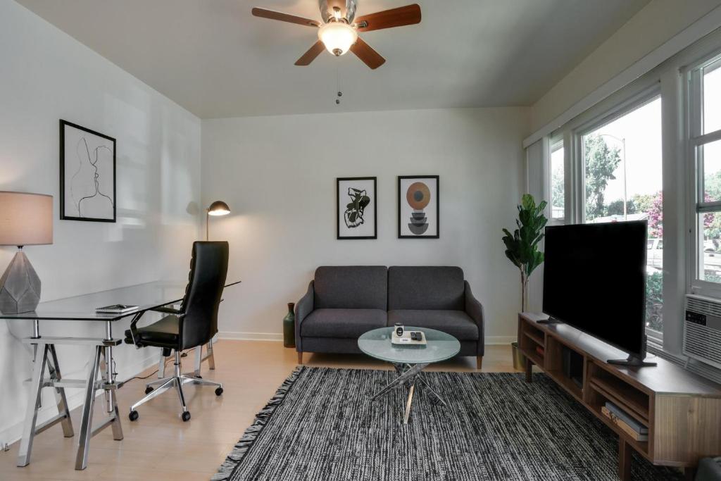 1 Bedroom Apartment Close to Oracle and Stanford, Redwood City (updated