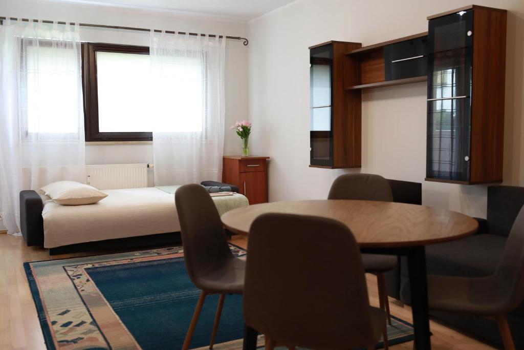 Mieszkanie Warszawa 3, Warsaw (updated prices 2024)