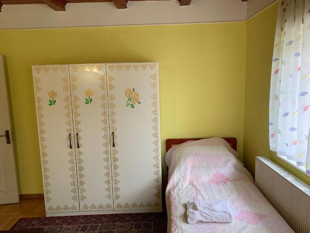 Postel nebo postele na pokoji v ubytování Constantinescu A