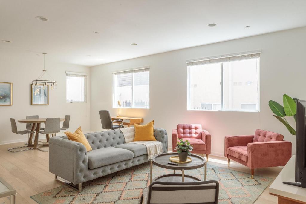 Modern 3BR Townhouse in Studio City, Los Angeles (tarifs actualisés 2024)