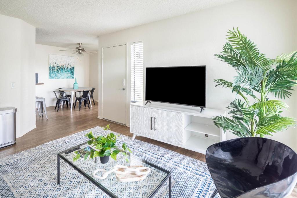 Apartment PetFriendly 1BR Place in San Marcos, Escondido, USA