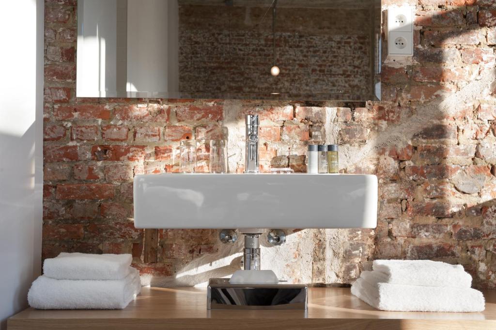 9Hotel Central - Resim 7