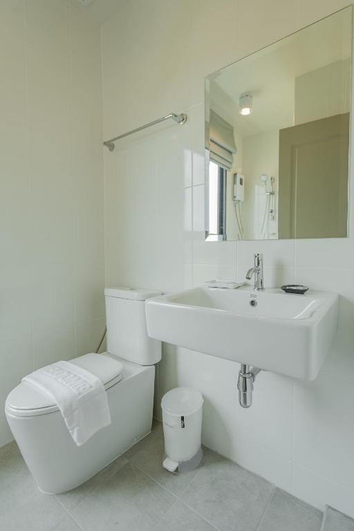 Ang Pao Hotel Phuket - Resim 19