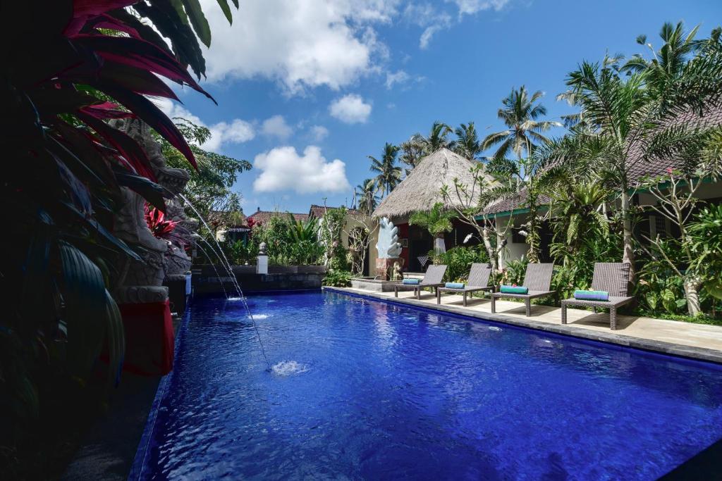 Bazén v ubytování Nawa Sakti Ubud Suite nebo v jeho okolí