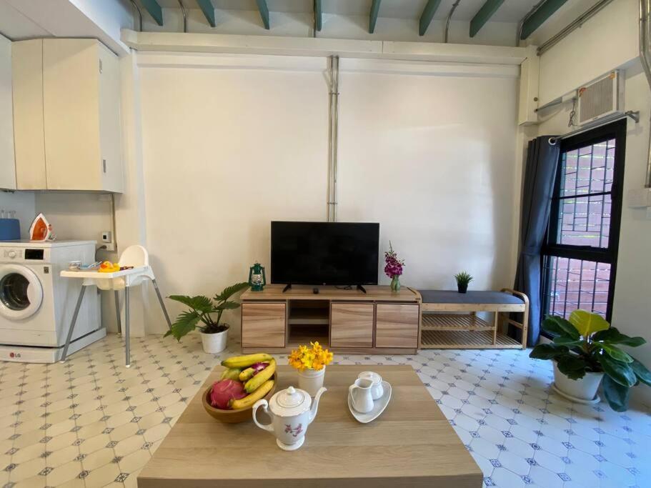 Kuchyň nebo kuchyňský kout v ubytování 1 min walk to BTS, 3 Bed 3 Bath, Entire House