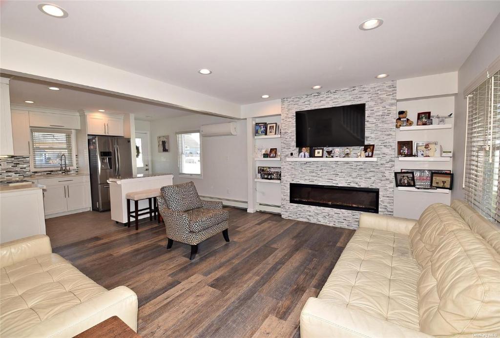 TV a/nebo společenská místnost v ubytování Romance Vacation Sweet Home