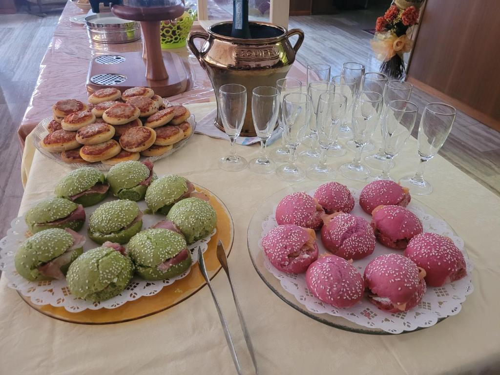 Fotografie z fotogalerie ubytování Albergo Villa Mimosa v destinaci Nago-Torbole