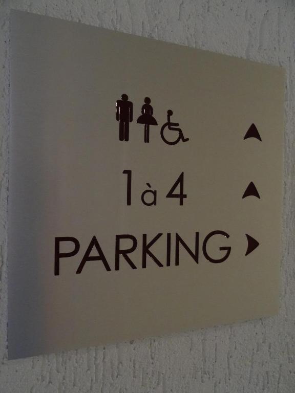 Hôtel PRADO avec Parking - Proche Zénith - Resim 17