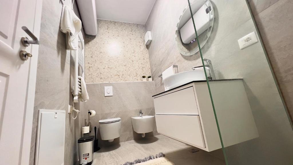 Zeus Tirana Suite - Image 8