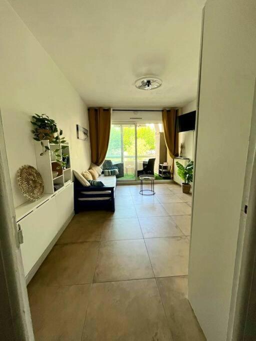 Posezení v ubytování Studio loggia 80m de la mer