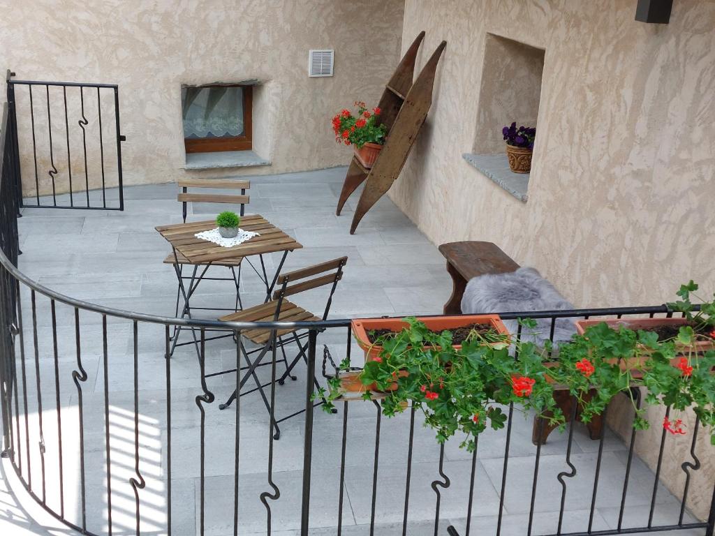 A balcony or terrace at C'era una Volta
