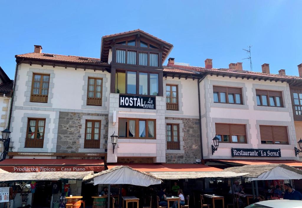 Fotografia z galérie ubytovania Hostal La Serna v destinácii Potes