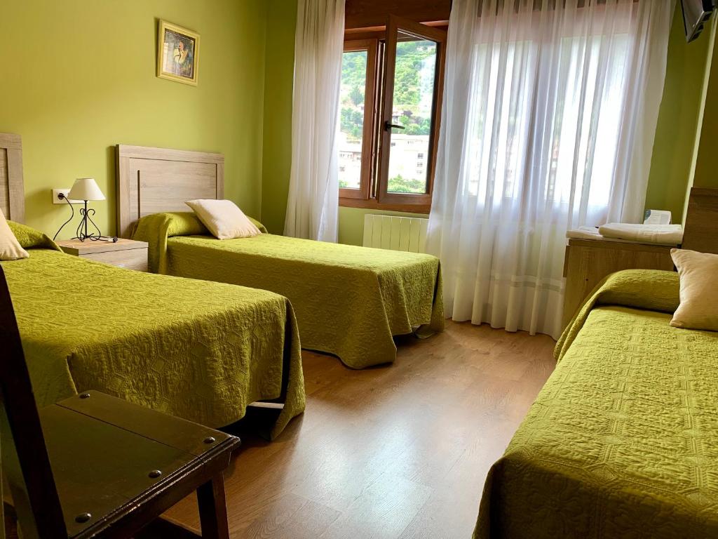 Fotografia z galérie ubytovania Hostal La Serna v destinácii Potes