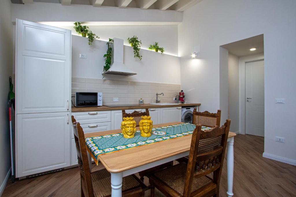 Cortile Del Greco Apartments - 19