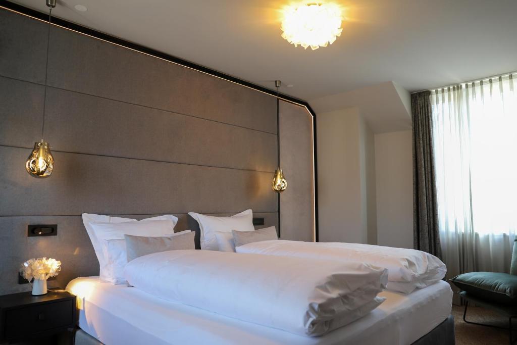 Boutiquehotel Burg Adenbach & Alter Weinbau - Deluxe Suite