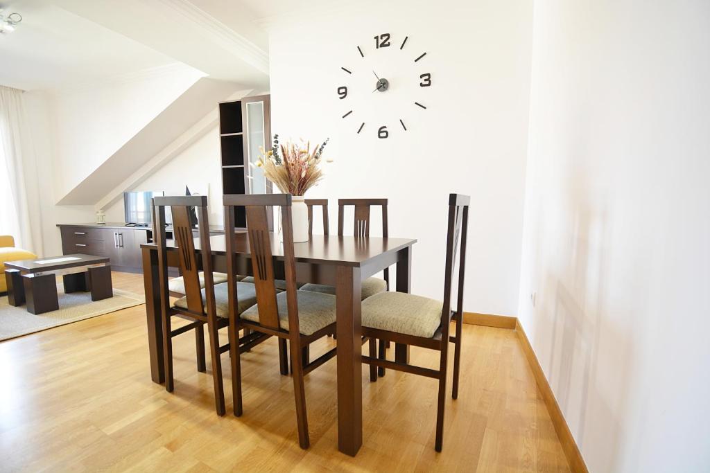 Posedenie v ubytovaní GALIHOST - Céntrico apartamento con parking en Cambados