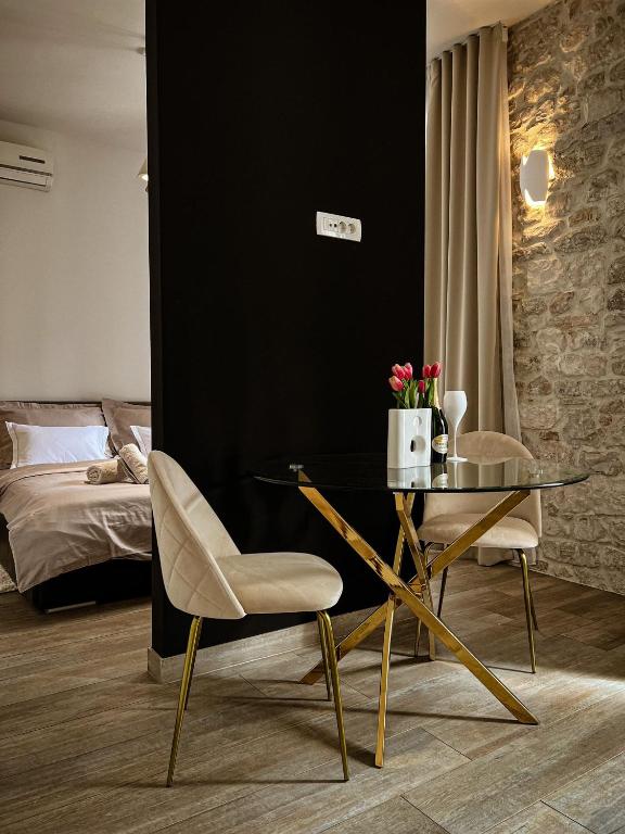 Borna and Franko Rooms Split city centre - Deluxe Studio