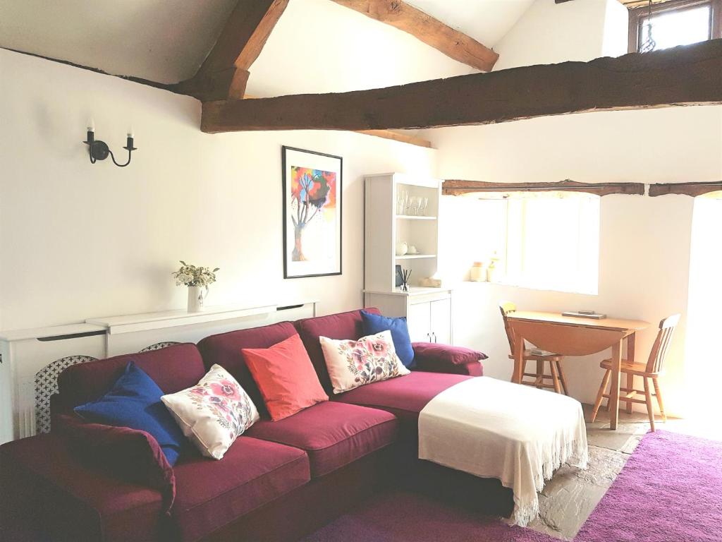 Old Bake House Cottage @ Cwm Mill - One-Bedroom House