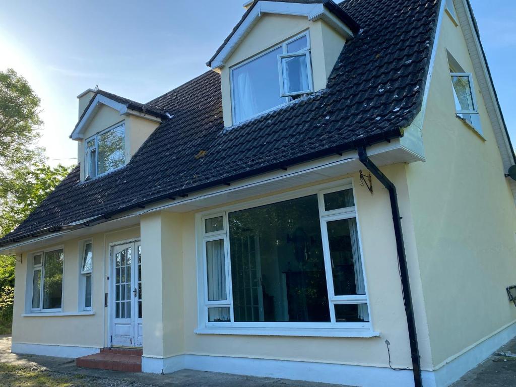 Whiteriver Cottage, Dunleer (updated prices 2024)