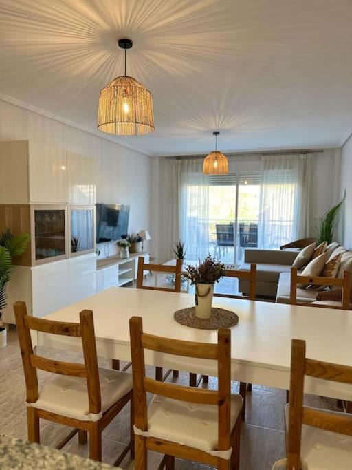 Kuchyň nebo kuchyňský kout v ubytování NUEVO Apartamento en Jávea