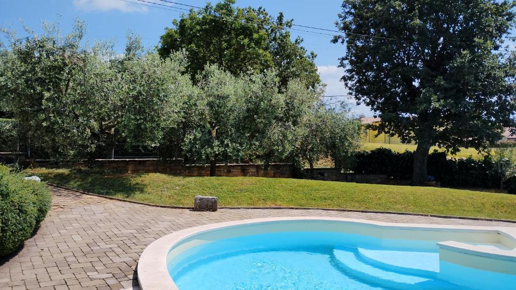 Bazén v ubytování Apartment Laetitia nebo v jeho okolí