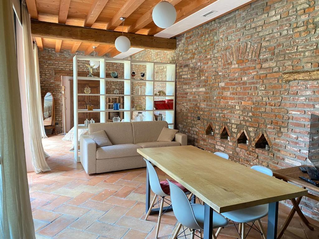 Posedenie v ubytovaní Borgo Archinto