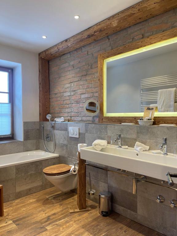 Koupelna v ubytování Hotel Maier zum Kirschner