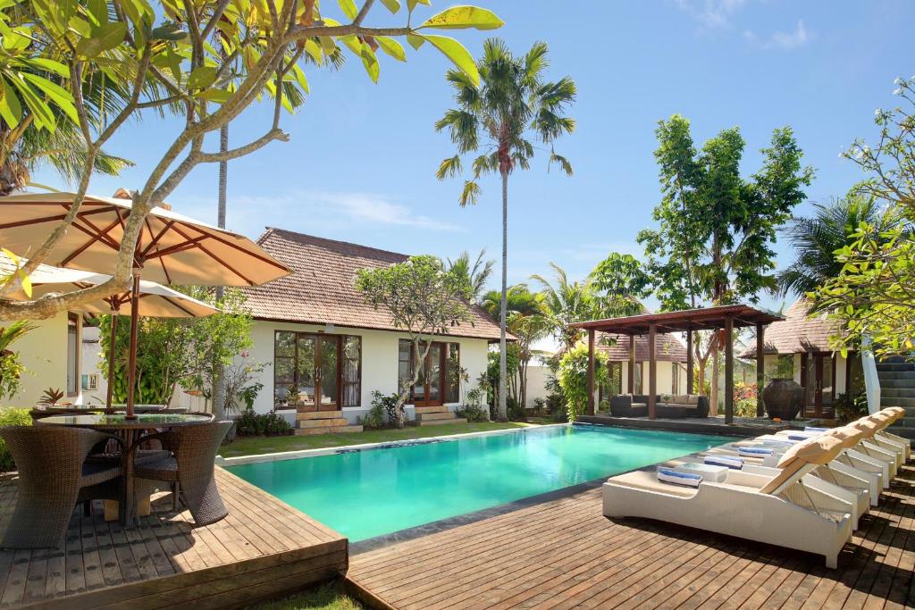 Het zwembad bij of vlak bij Kandahill Bali