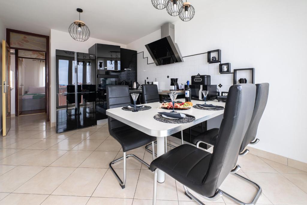 Be happy, Rijeka (precios actualizados 2024)