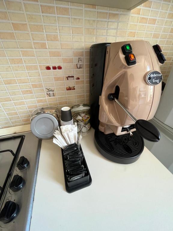 Příslušenství pro přípravu čaje a kávy v ubytování Pizzo Central House
