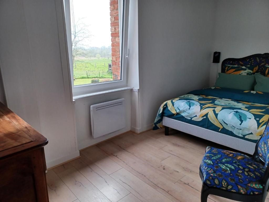 Postel nebo postele na pokoji v ubytování Gîte du LERRE Baie du Mont St Michel Meublé de Tourisme 3 Etoiles