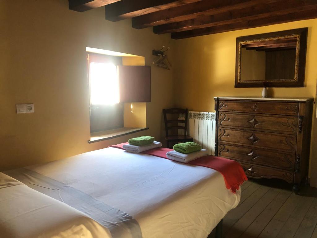 Postel nebo postele na pokoji v ubytování Cal Sastre